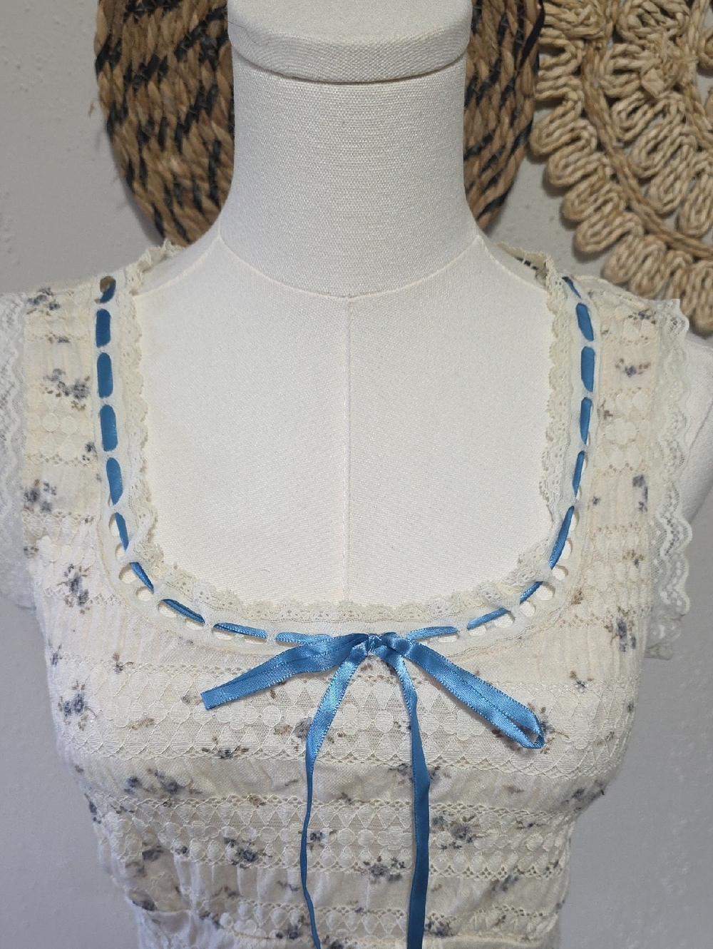 Rushed Corset Vibes Lace Crop Tank Blue Ribbon Trim Womens M Milkmaid Peasant